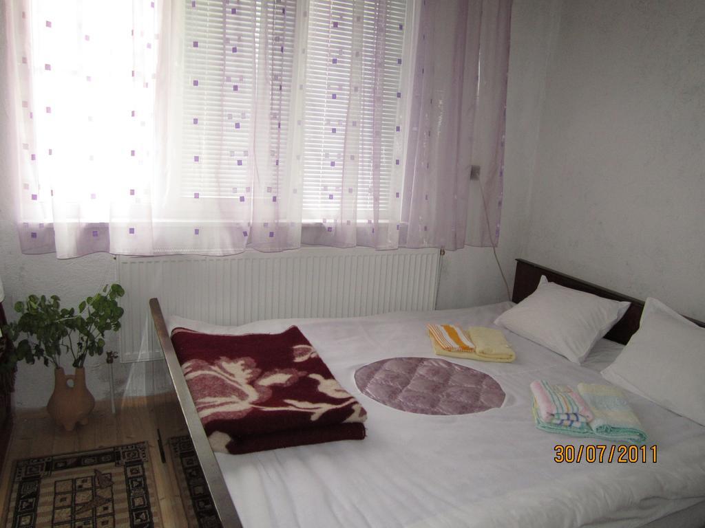 Kristal Guest House Trigrad Cameră foto